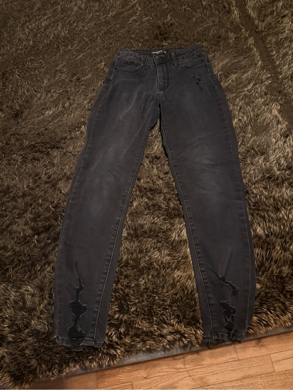Just Black Women’s Black Skinny Distressed Jeans